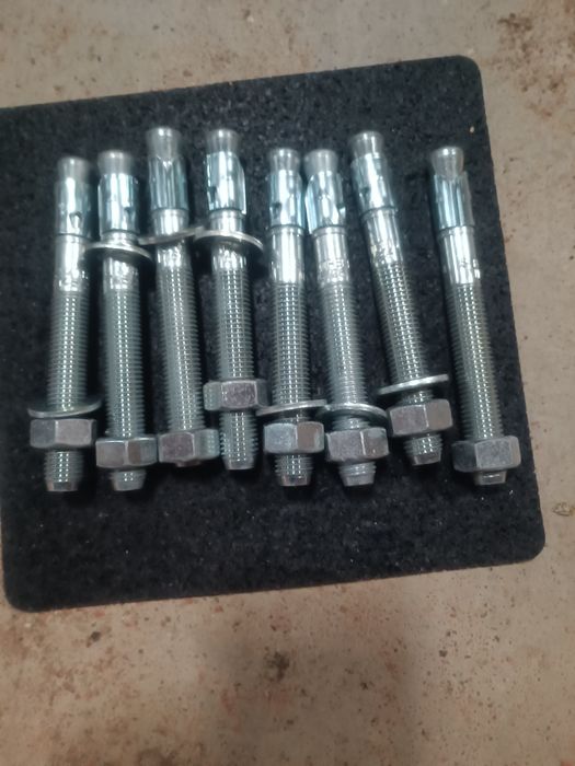 Parafusos m16 galvanizadas. Hu