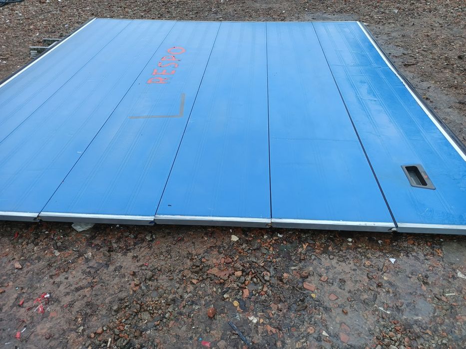 Brama garażowa segmentowa przemysłowa 405*405