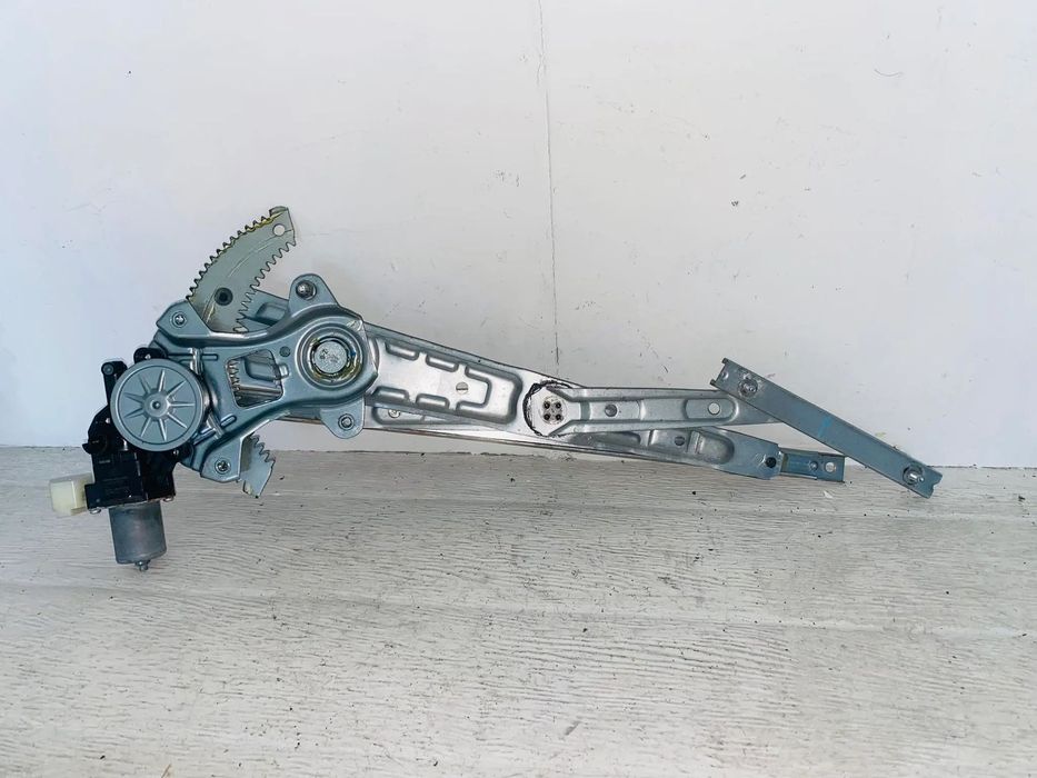 Elevador Eléctrico Frente Esquerdo Mitsubishi Space Star - 2015 / 2020 - EL589