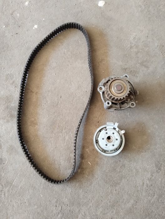 Комплект ГРМ octavia tour 1,6 bfq