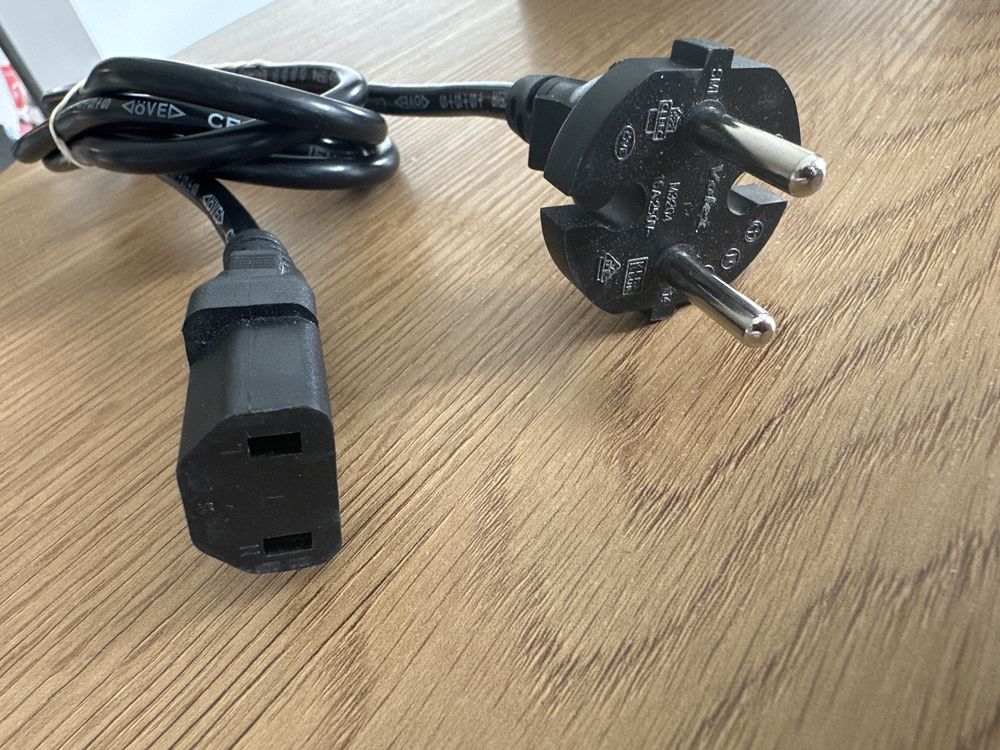 Przewód zasilający IEC C13 do wzmacniacza kabel komputerowy