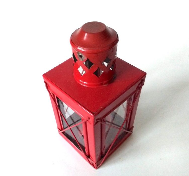 Lampion latarnia latarenka czerwona retro dekoracja
