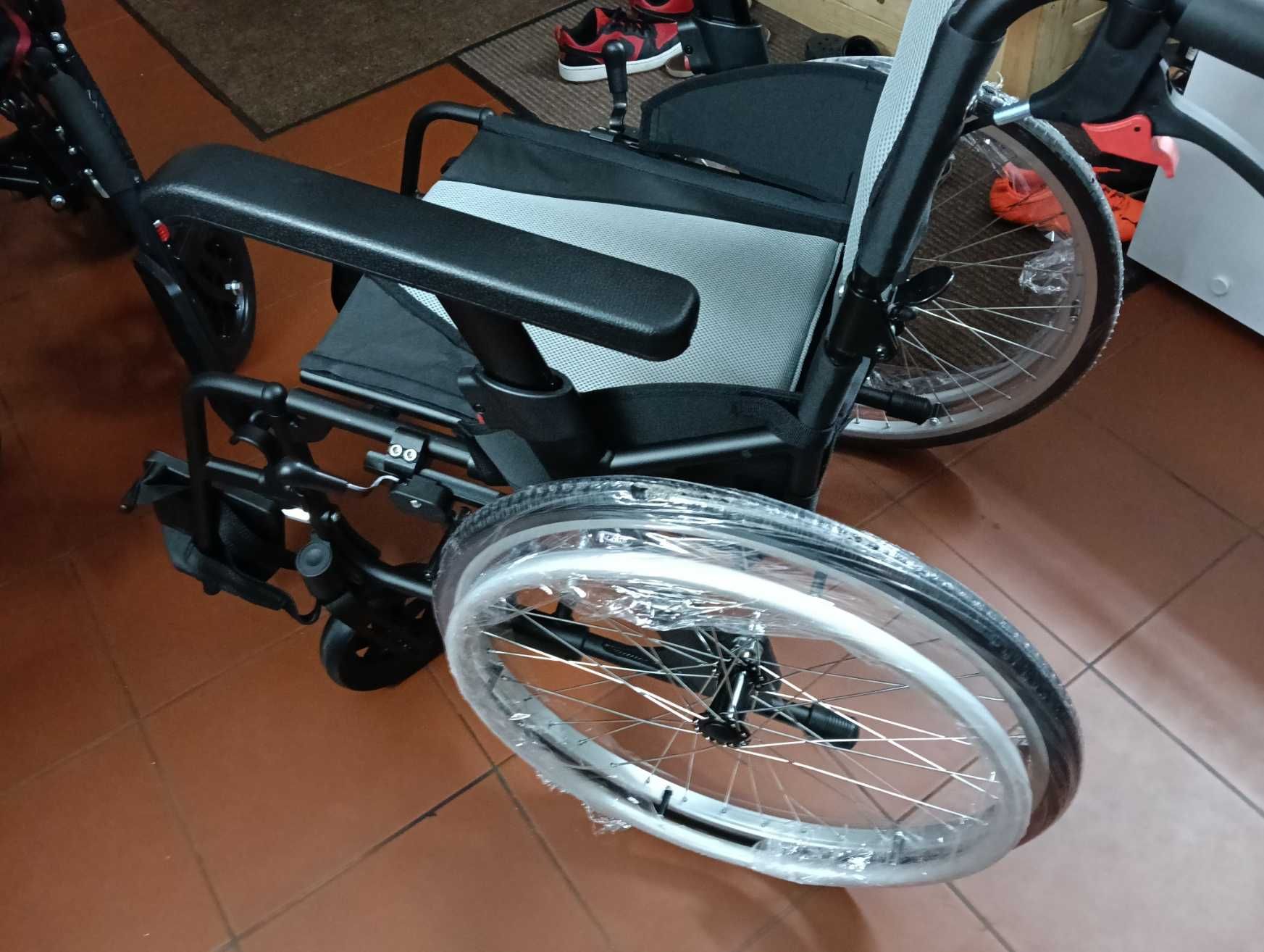 Wózek inwalidzki REHASENSE
