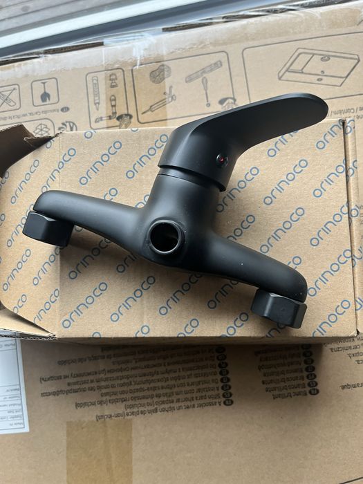 Czarna Bateria prysznicowa