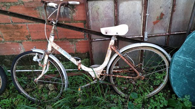 Bicicleta antiga dobrável le super