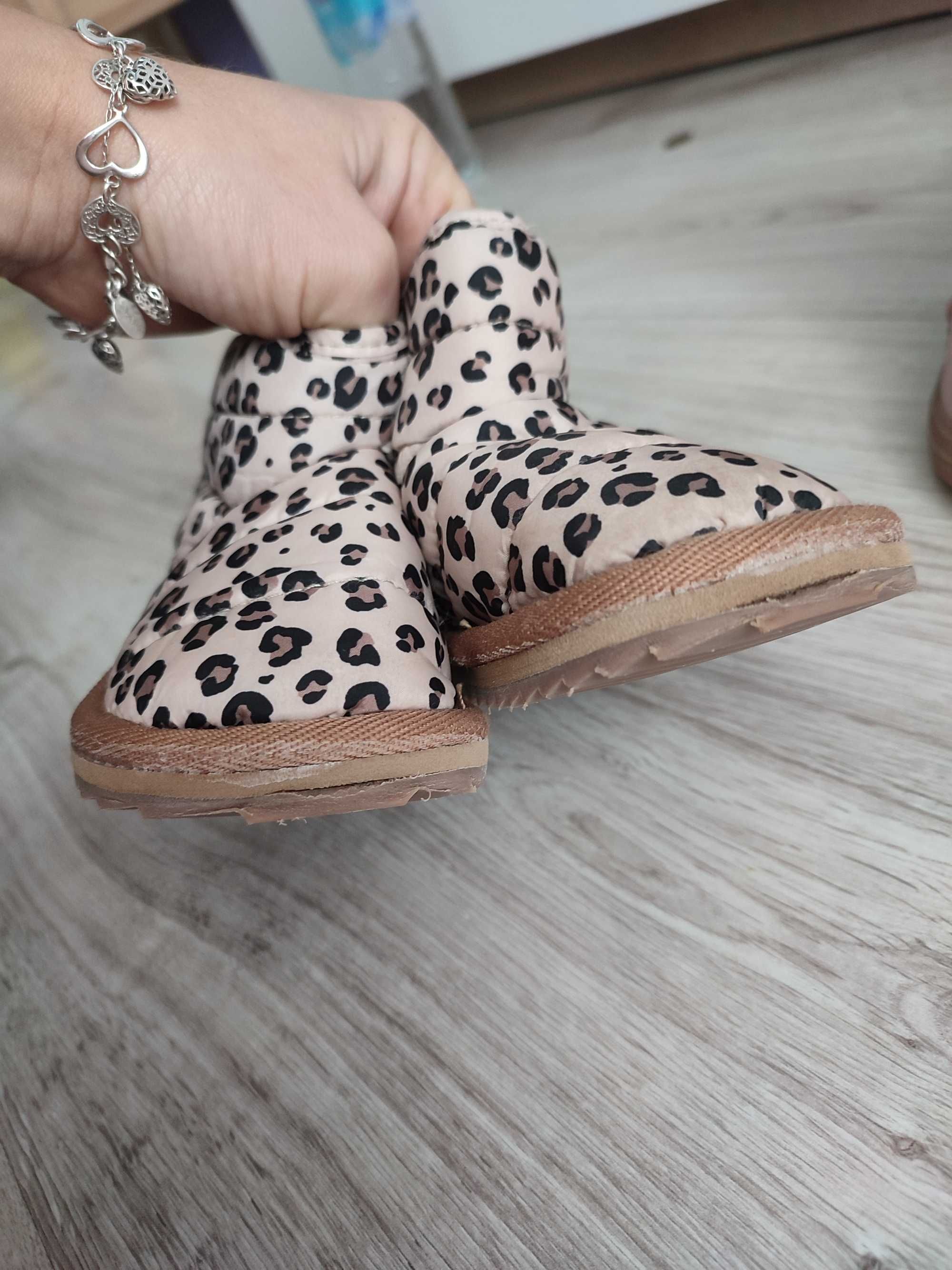 Buty, emu, h&m, roz. 22, 23
