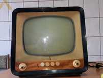 Stary telewizor Antyk plus radio gratis