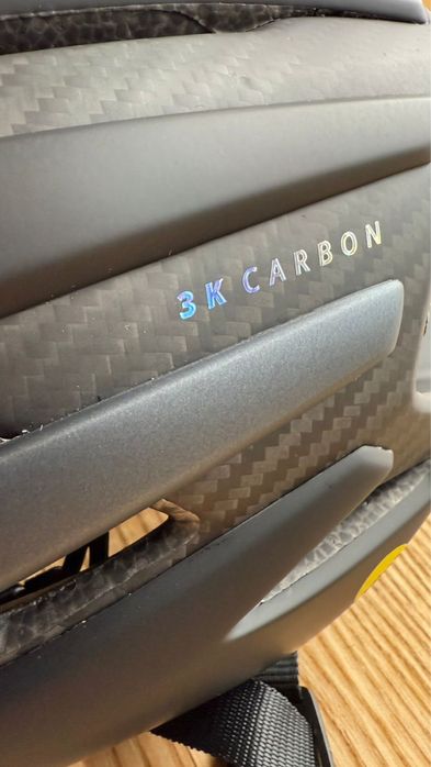 Шолом MET Trenta 3K Carbon MIPS