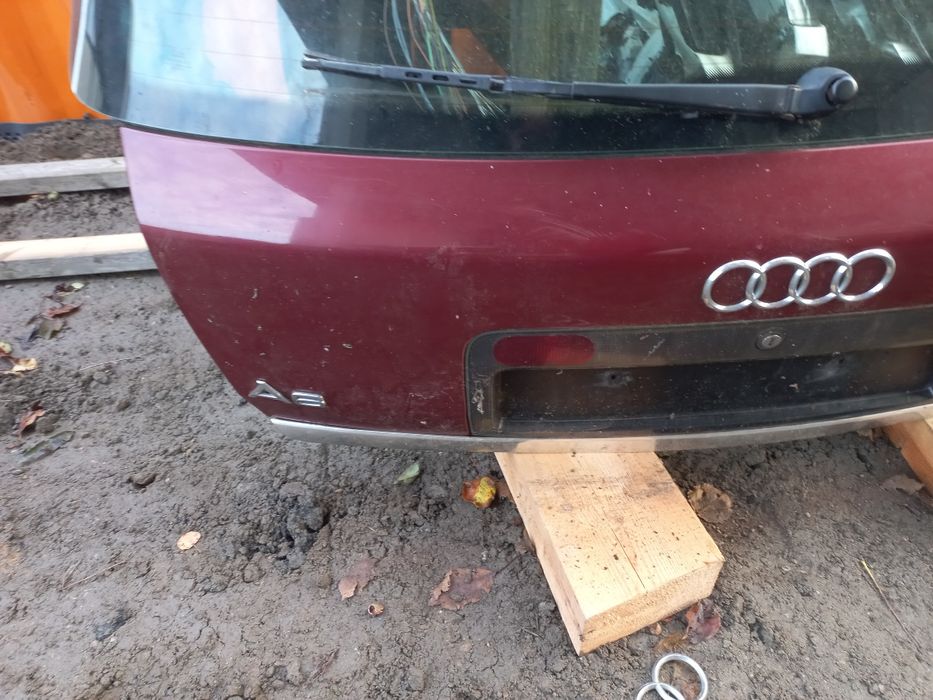 Klapa tył a6 c5 kombi avant lz3l