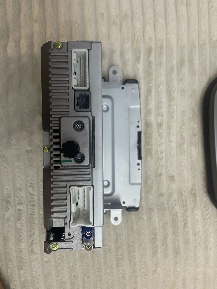 Radio nawigacja renault captur 2016