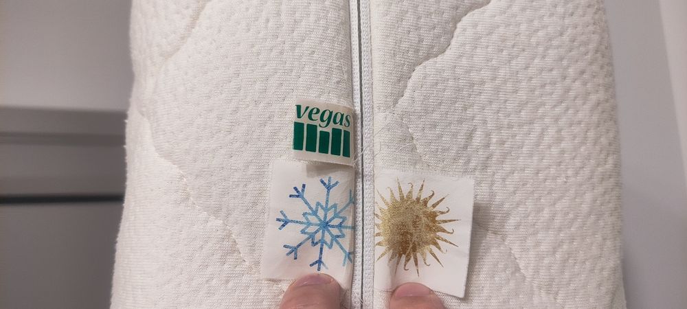 Ліжко масив дерева + матрац Vegas