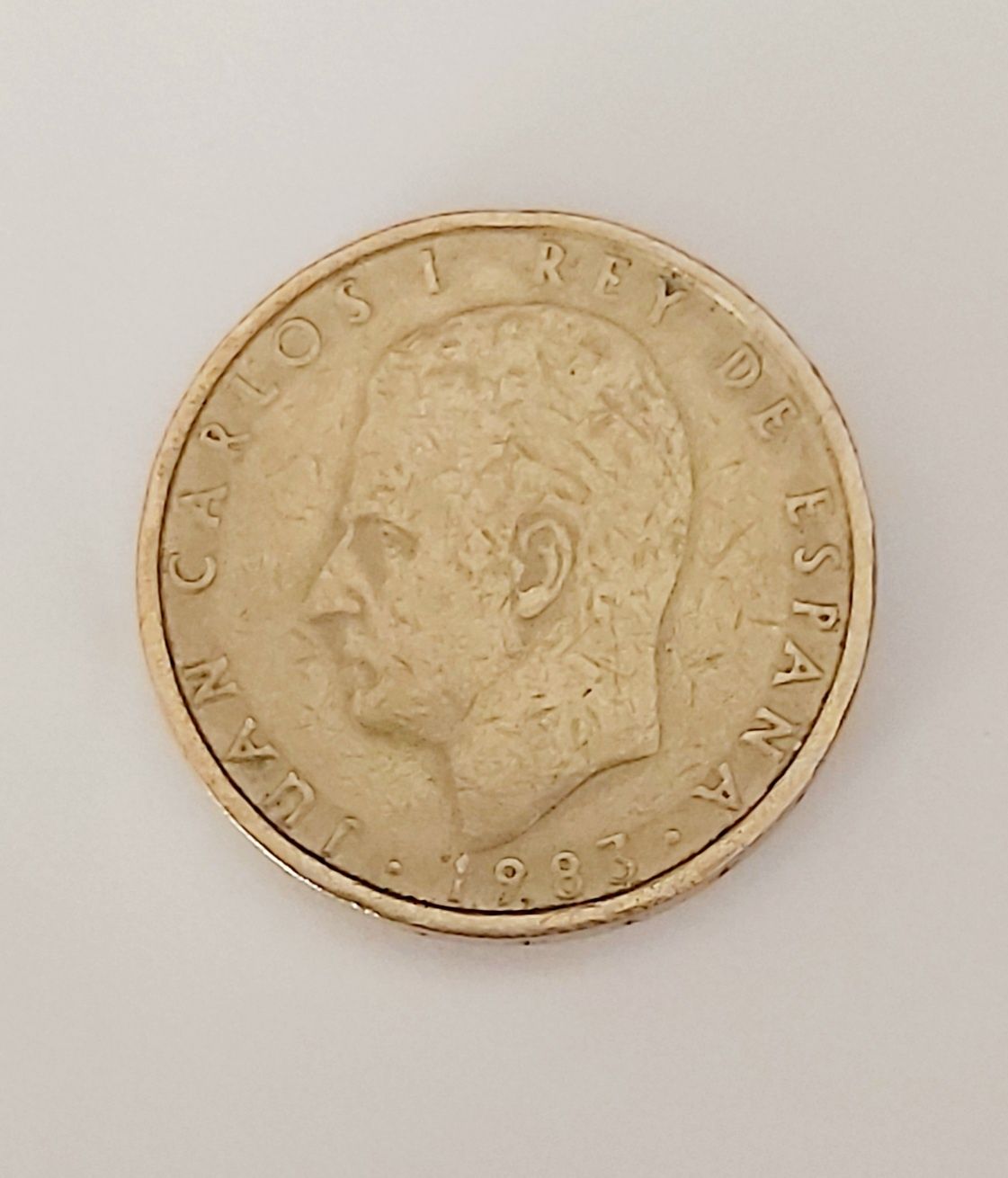 Moeda cien pesetas antiga 1983