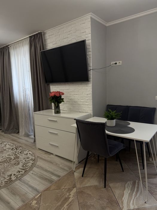 Продається 1 кімнатна квартира від Власника в центрі міста з ремонтом