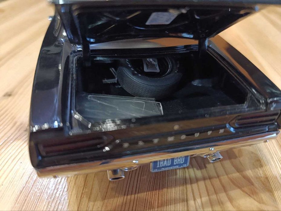 Модель автомобіля 1/18 GMP 1970 PLYMOUTH GTX