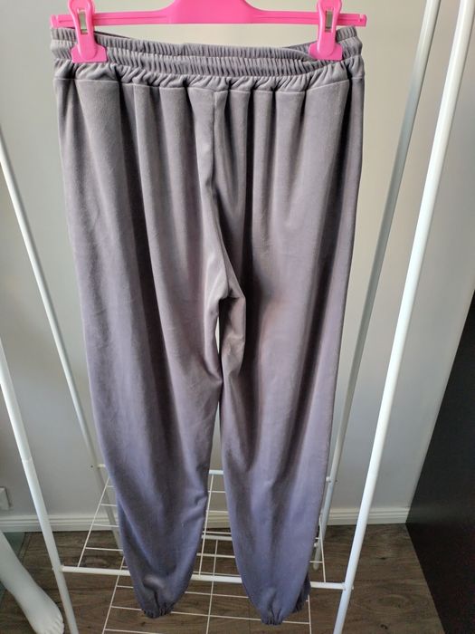 Hit sezonu ! Set welur naszywka szary bluza spodnie uni S-XL