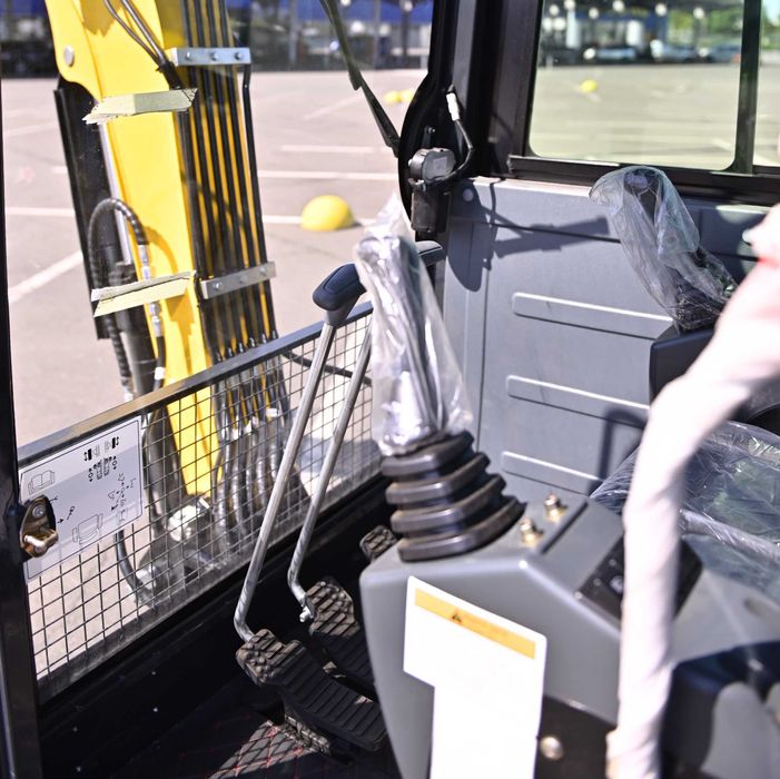 Міні-екскаватор гусеничний RIPPA R350 3х ковша + гідромолот + ікло