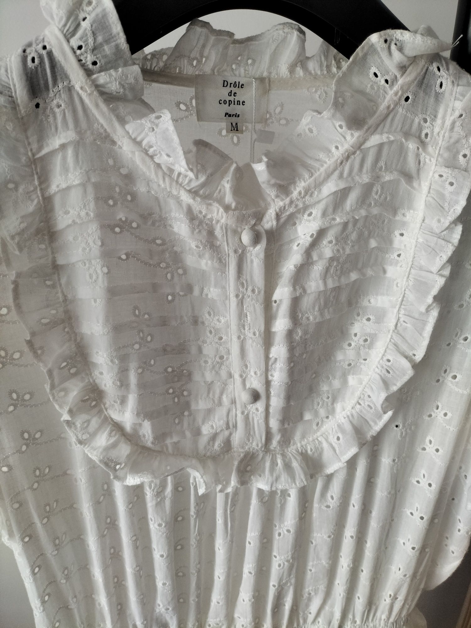 Vestido branco de Bordado inglês