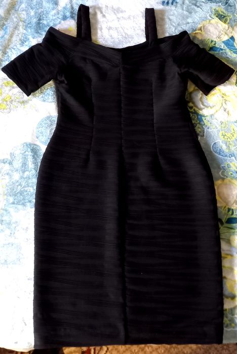 Шикарне плаття по фігурі