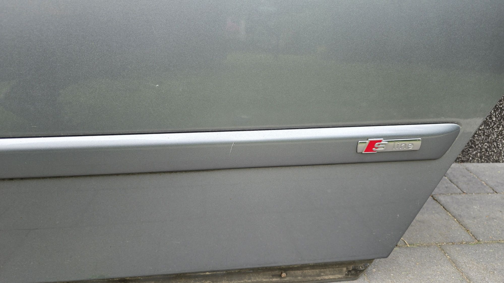 Drzwi lewy tył Audi A4 B7 LY7G