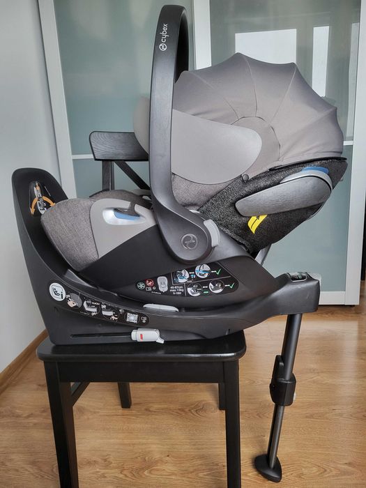 Cybex Cloud Z i-Size PLUS Soho Grey wraz z bazą Isofix
