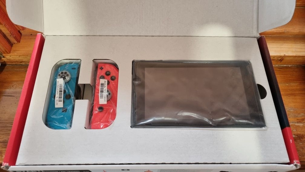 Nintendo switch v2+sd-card 64gb+case