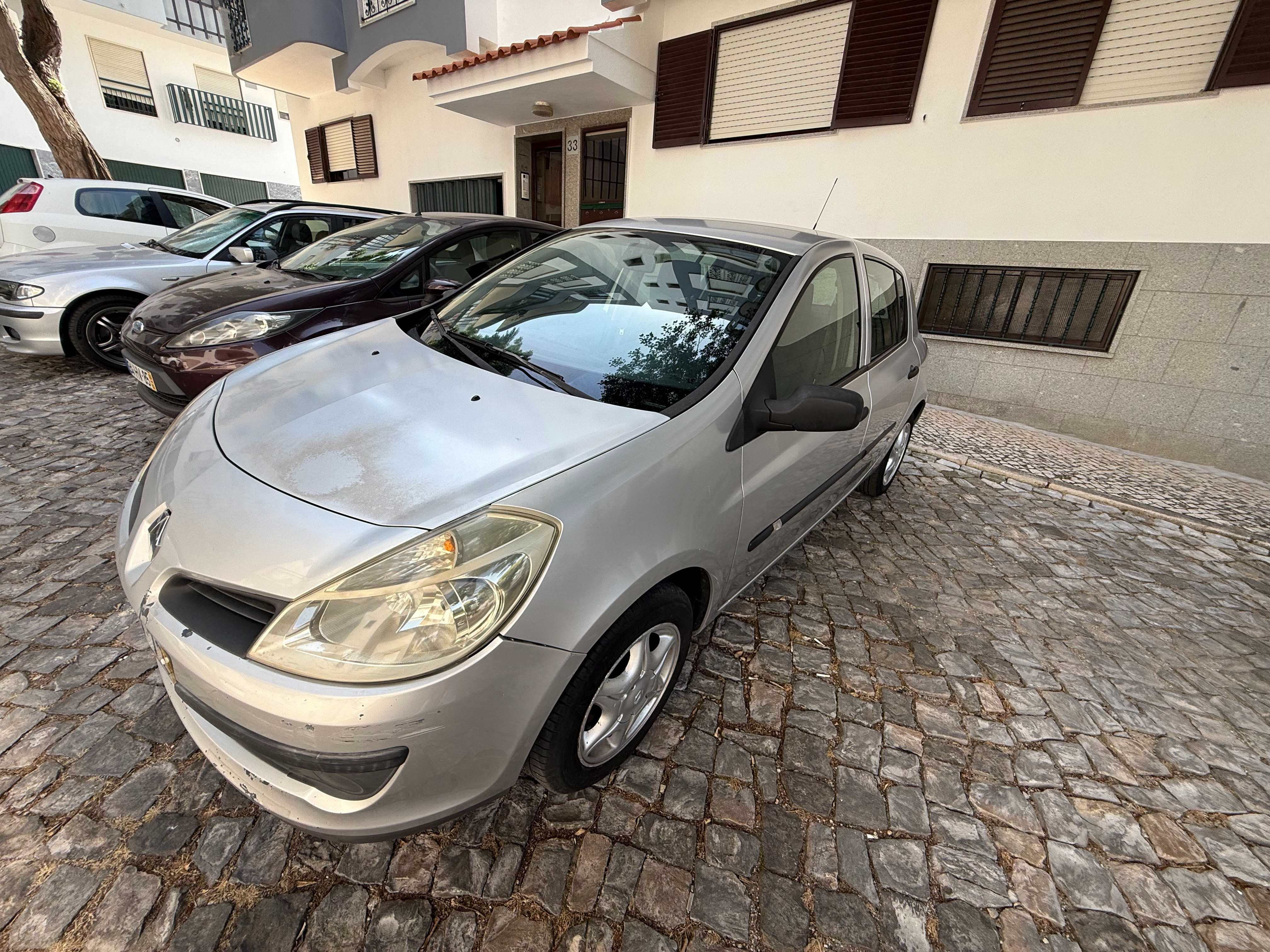 Renault Clio 1.2 16V Confort – Fiável, Económico e Pronto a Andar