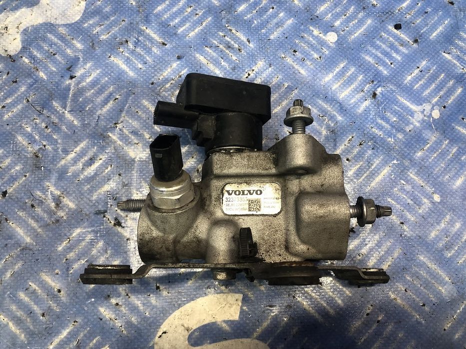 Клапан  Polestar 2 Клапан системи охолодження Клапан кондиционера