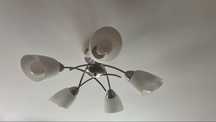 Lampa sufitowa do salonu
