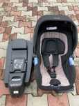 Fotelik-Nosidełko Recaro Privia z baza isofix