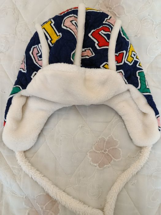 Теплі,зимові шапки,комплекти,рукавиці на дівчинку