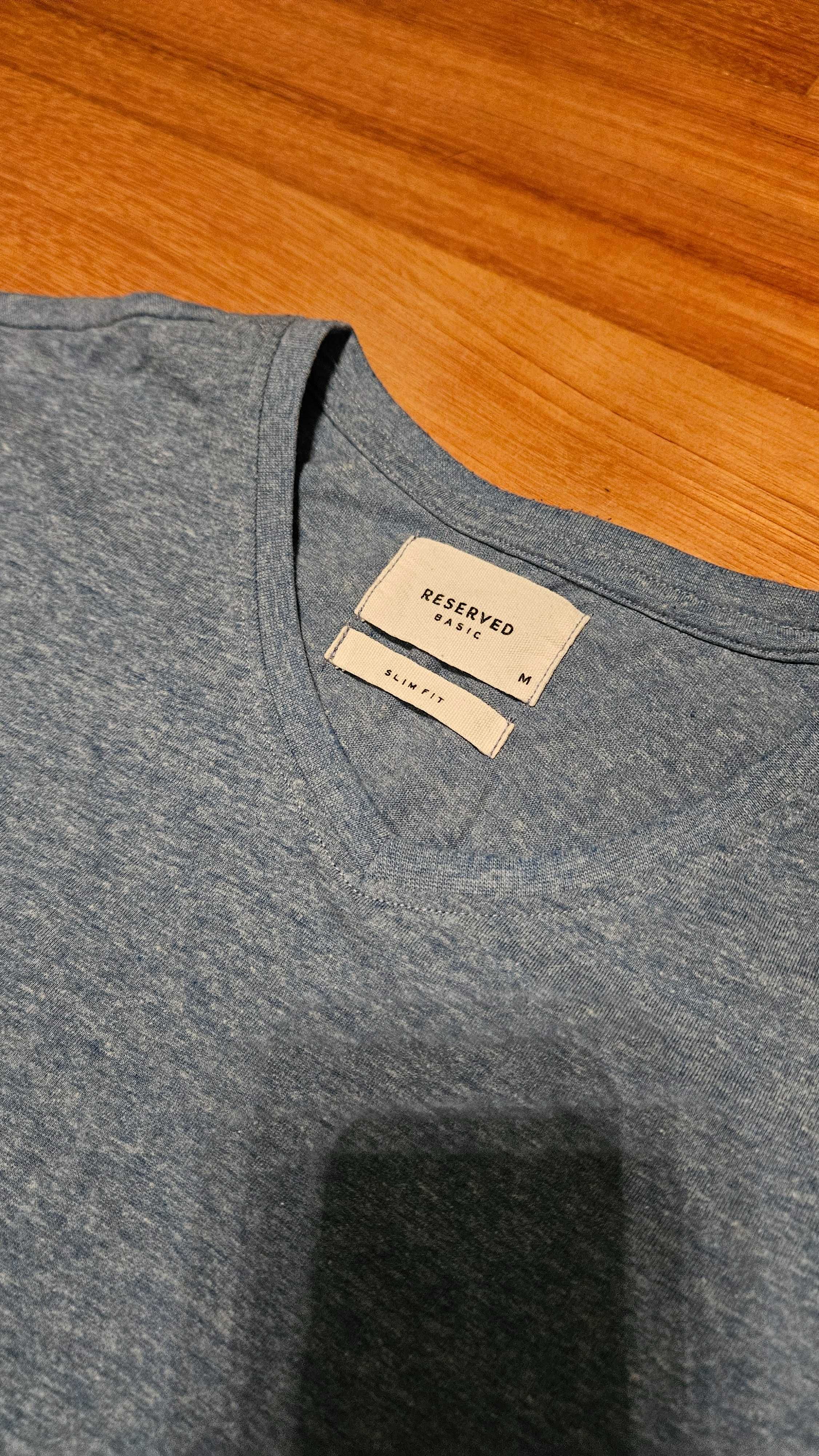 T-shirt męski błękitny w serek, Reserved rozm. M.