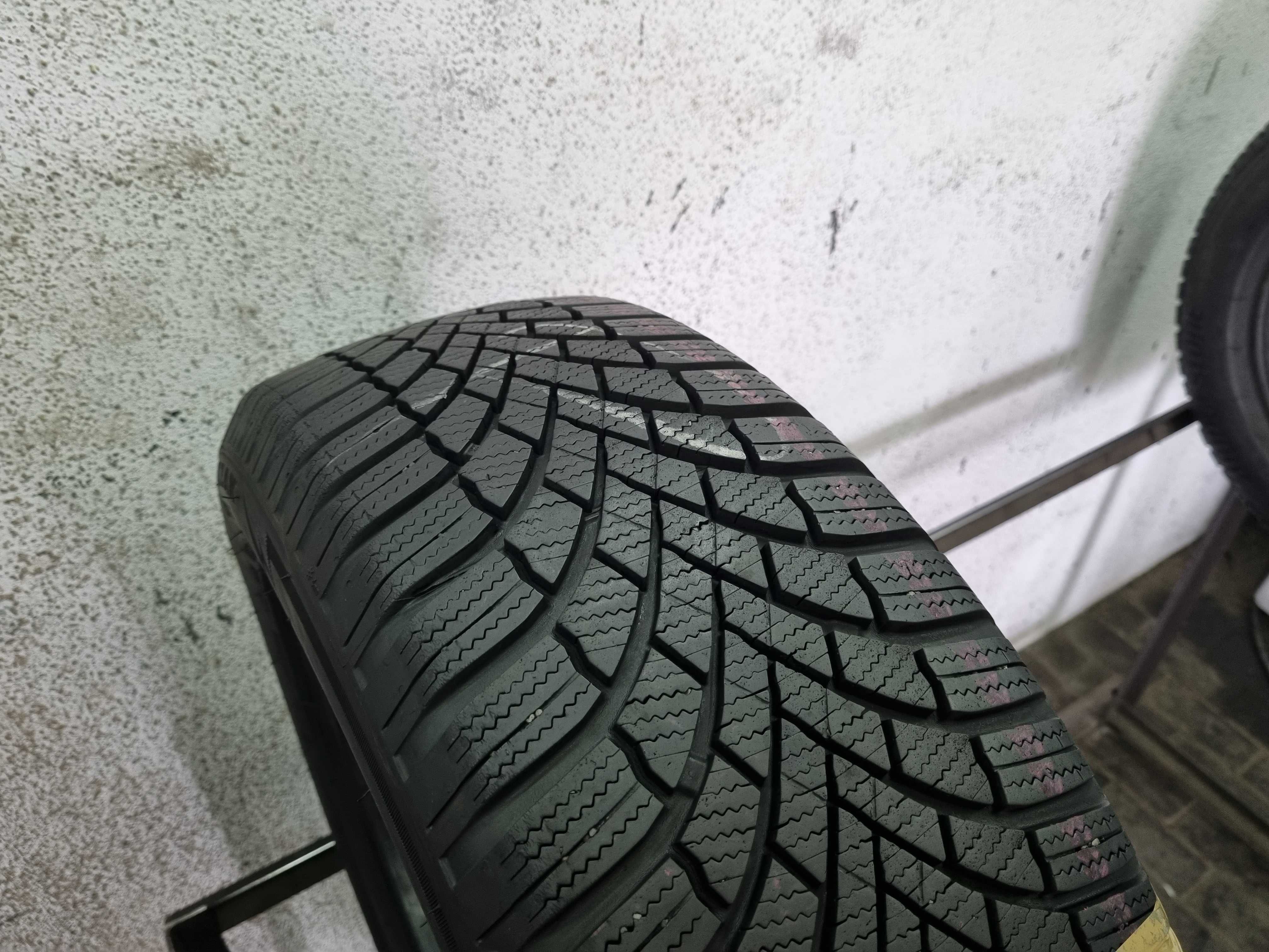 205/55/16 94H Bridgestone Blizzak LM005 D.4820
