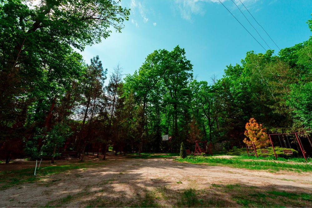 Загородный комплекс в Харьковской области, посёлок Коробовы Хутора