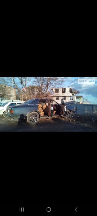 Ретро автомобіль