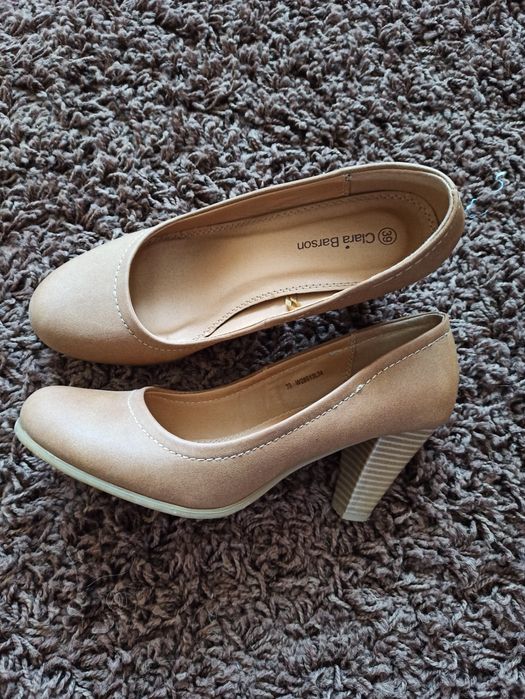 Buty, poł buty, 39 nowe