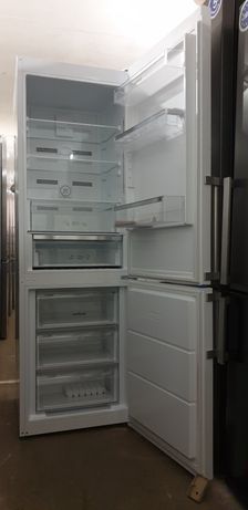Холодильник Vestfrost RF373EW