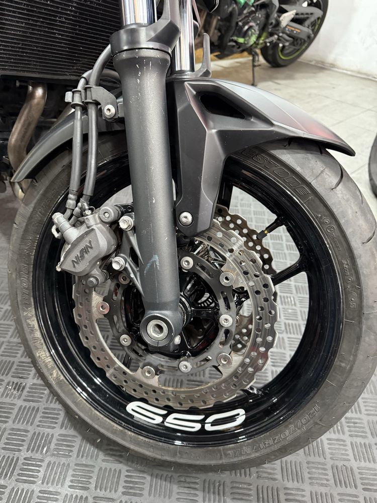 Kawasaki semi nova