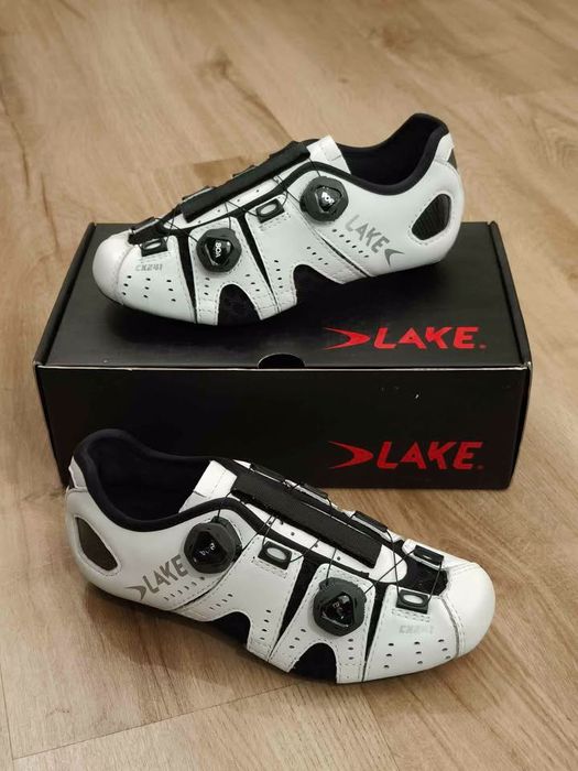 Sapatos de Ciclismo Lake CX241 Wide Carbon "Termo-moldáveis" Novos