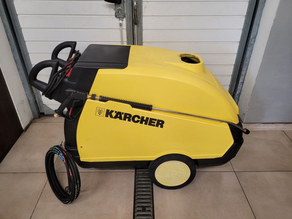 Myjka Ciśnieniowa Karcher HDS 695 * Gorąca Woda * 400V * 170 bar *