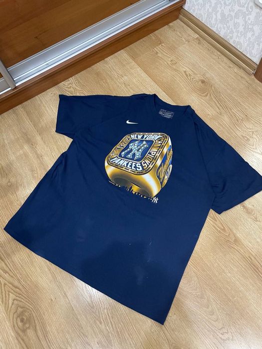 Nike New Era Yankees tee rap sk8 hiphop