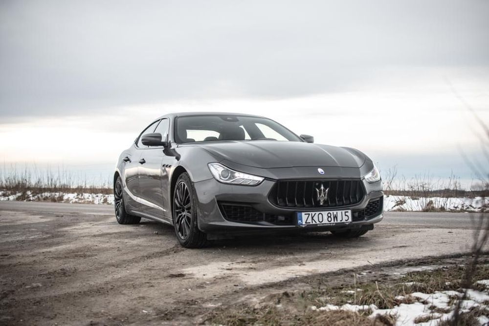 Maserati Ghibli bogata wersja , niski przebieg, 430 KM, napęd 4x4