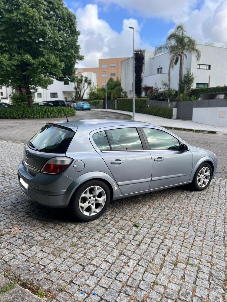 Opel Astra H 1.7 cdti 100cv (motor izuso)