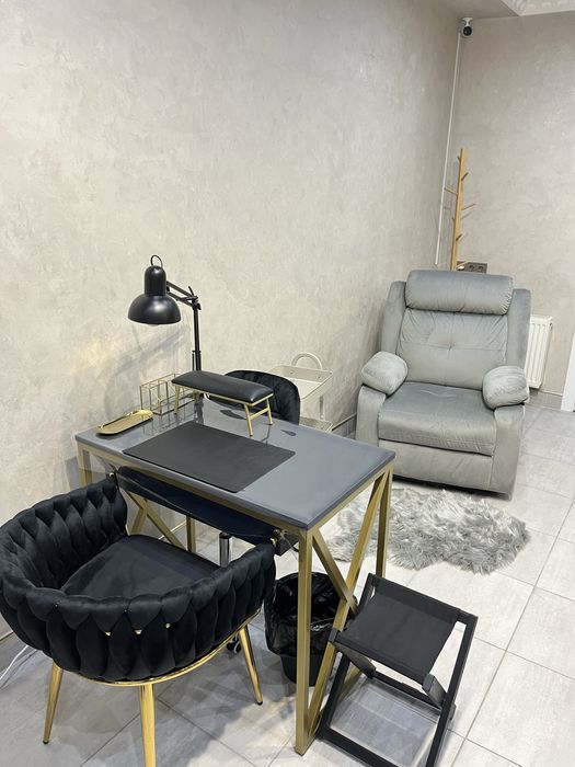 Оренда місця для майстра манікюра