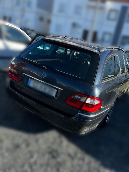 Mercedes-Benz E 220 CDI – 2005

Vendo Mercedes-Benz E 220 CDI de 2005