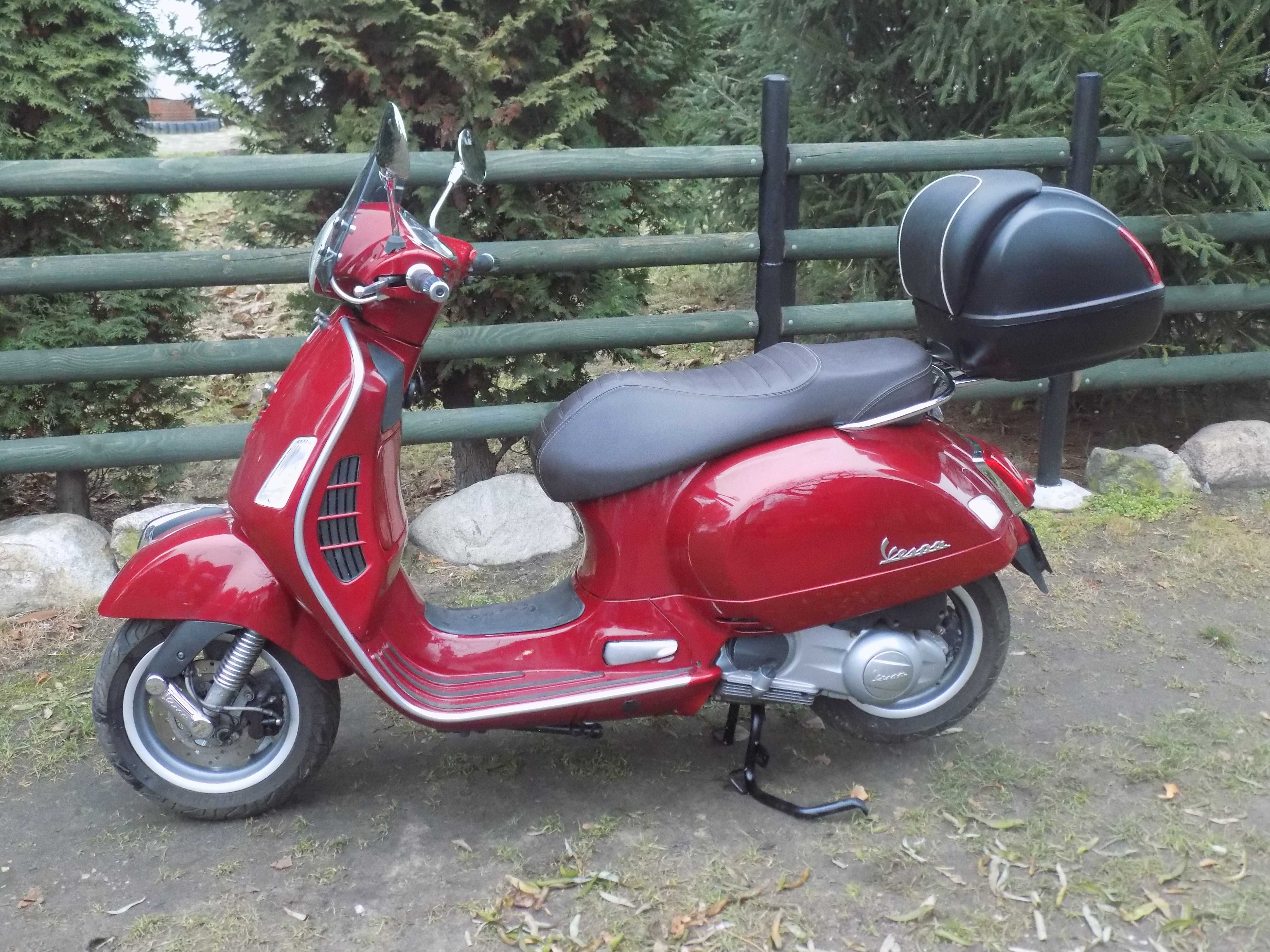 piaggio vespa gts 300