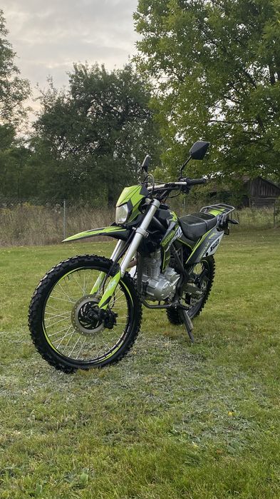 Defender Asix 250