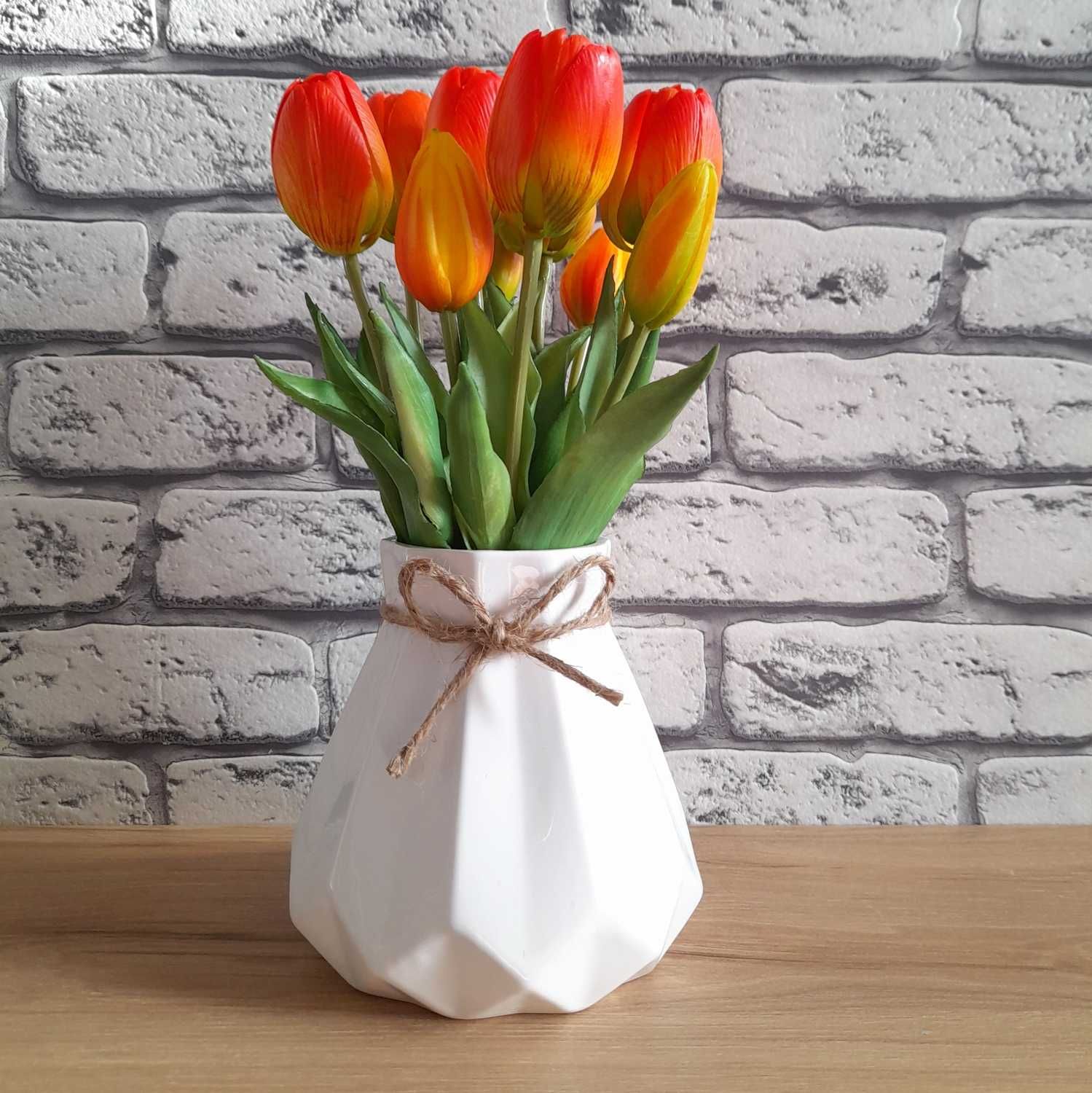 Wazon ceramiczny na kwiaty niski flakon glamour nowoczesny biały 13 cm