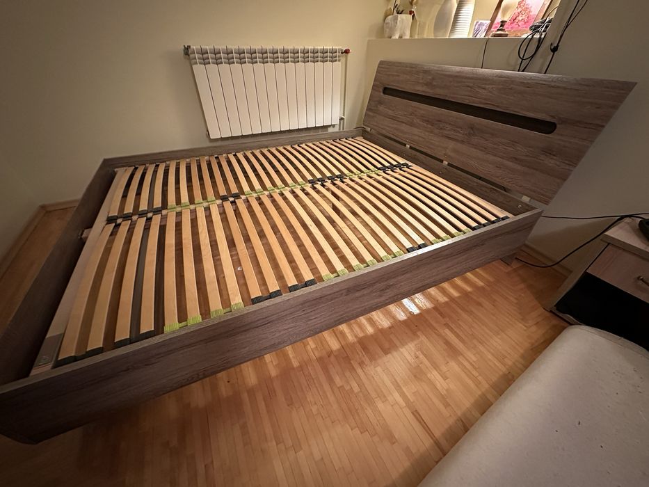 Obudowa łóżka ze stelażem 160-200