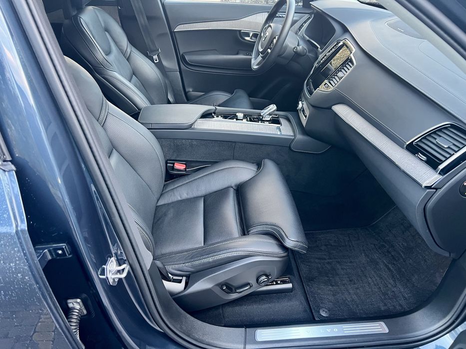 Volvo XC90 2021 2.0 AT (250 к.с.) MHEV AWD • Ultimate Bright