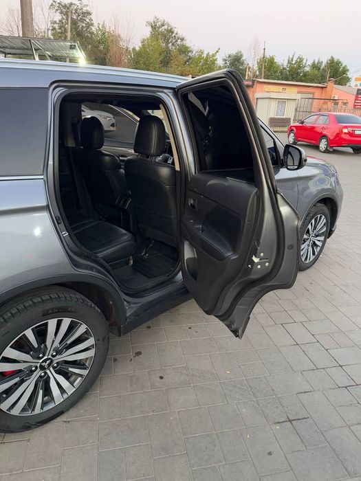 Mitsubishi outlander 2019 Кривий Ріг